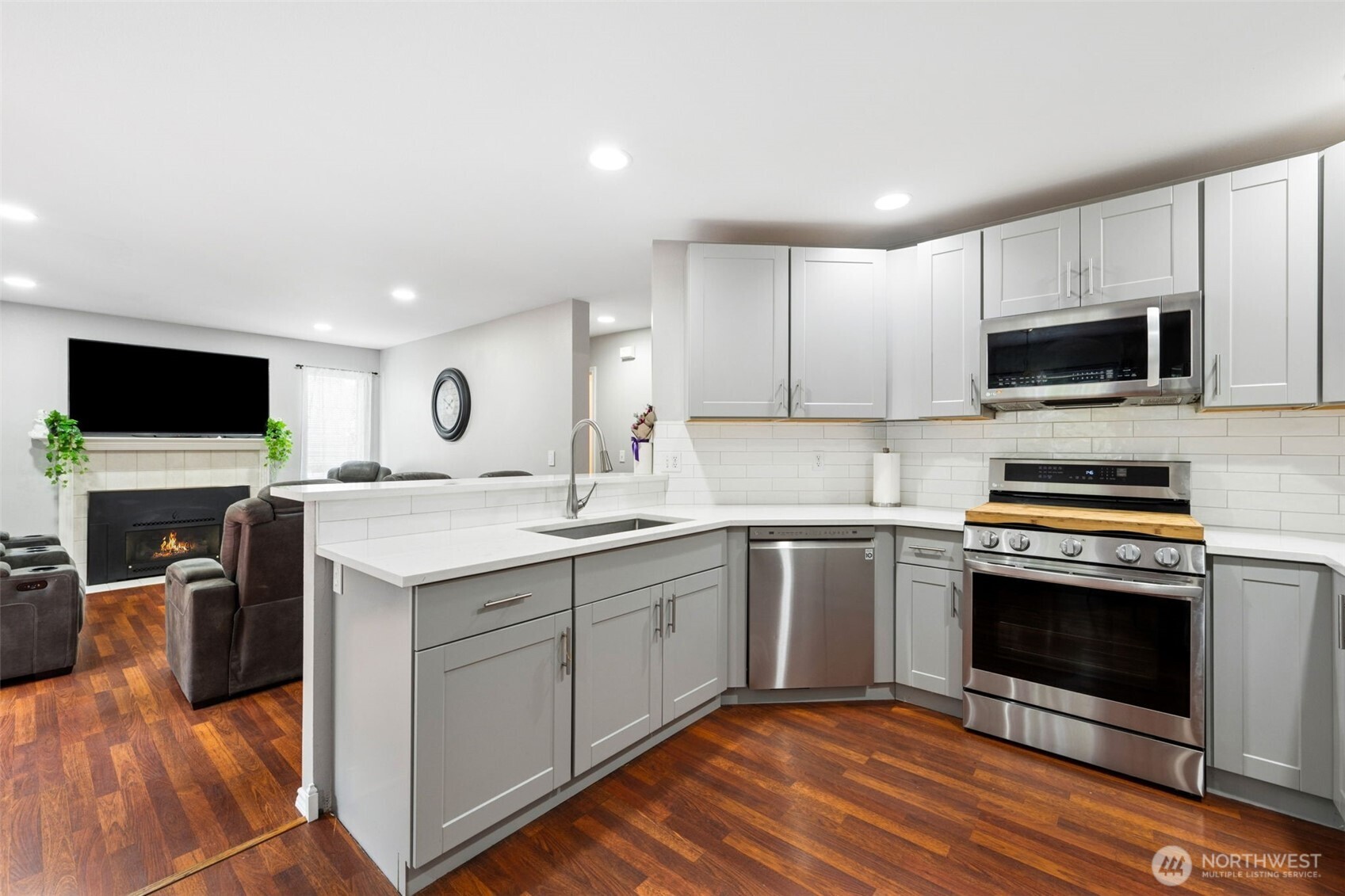 9211 64th Avenue Ct E, Puyallup, WA 98371