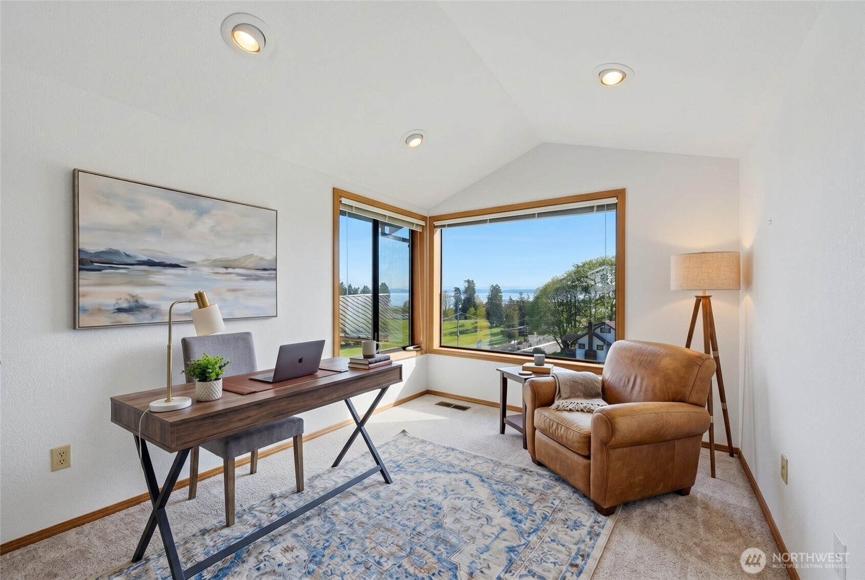 6108 N Park Avenue , Tacoma, WA 98407