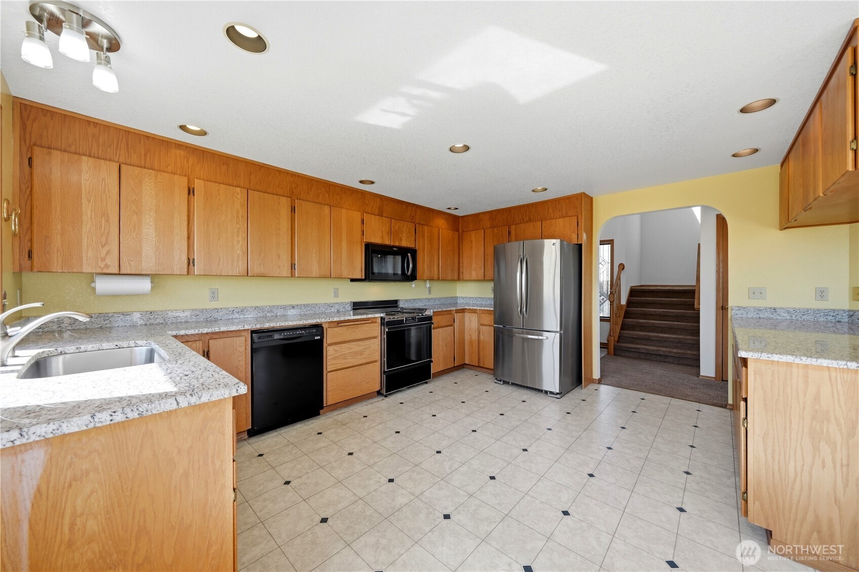 6108 N Park Avenue , Tacoma, WA 98407