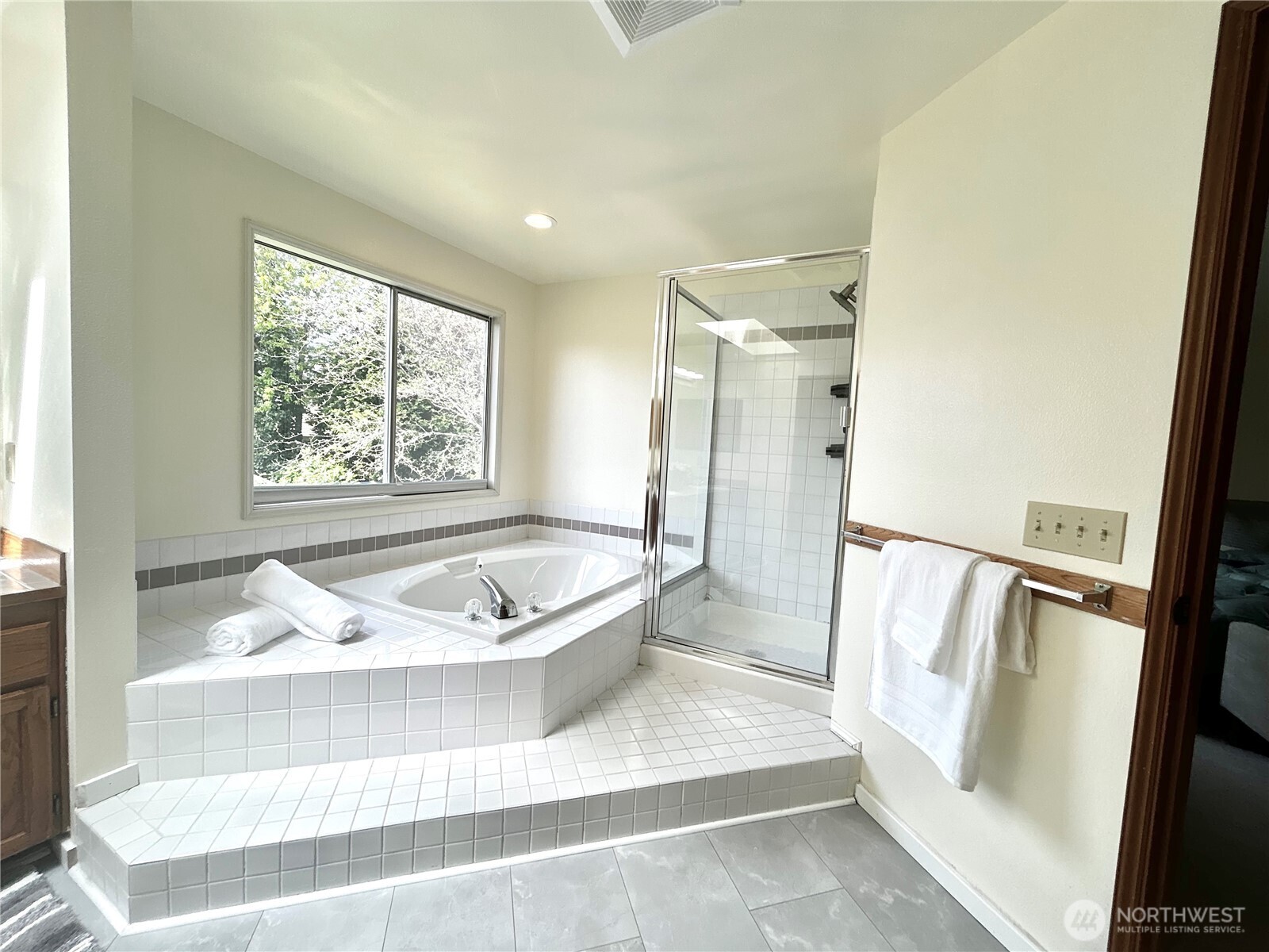 21523 129th Avenue SE, Kent, WA 98031