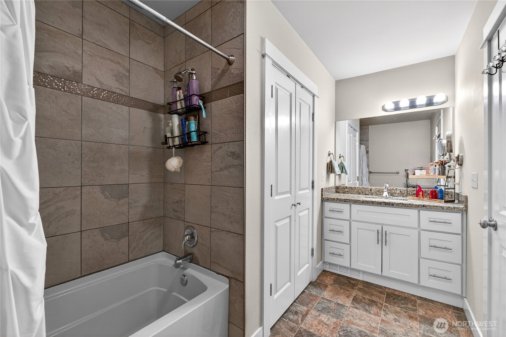 509 S 50th Street , Tacoma, WA 98408