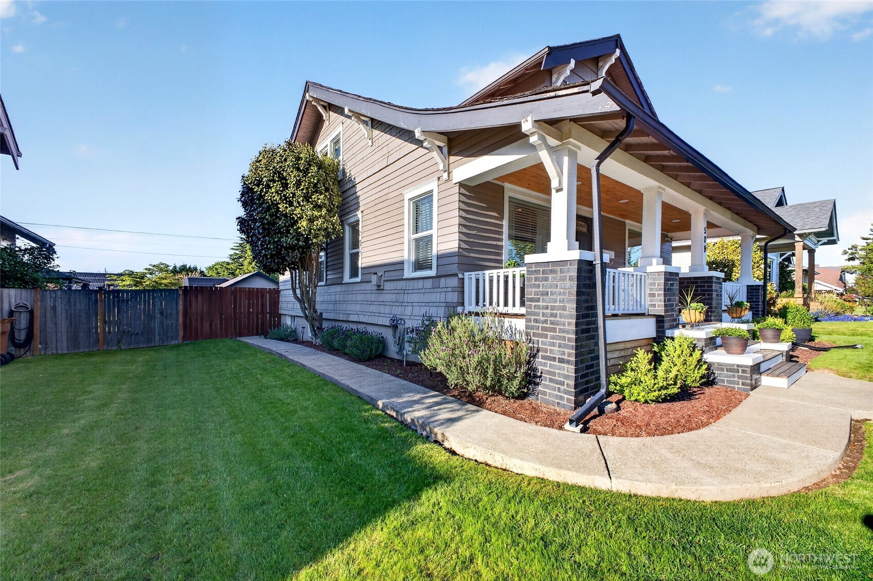 509 S 50th Street , Tacoma, WA 98408