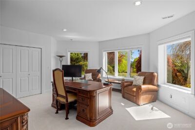 4145 Peregrine Point Way SE, Sammamish, WA 98075 - Photo 20
