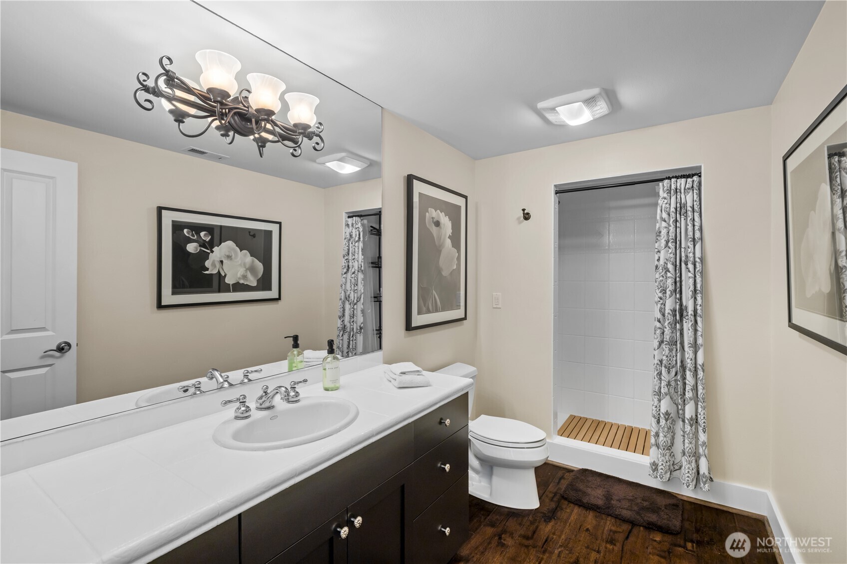 4145 Peregrine Point Way SE, Sammamish, WA 98075