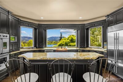 4145 Peregrine Point Way SE, Sammamish, WA 98075 - Photo 6