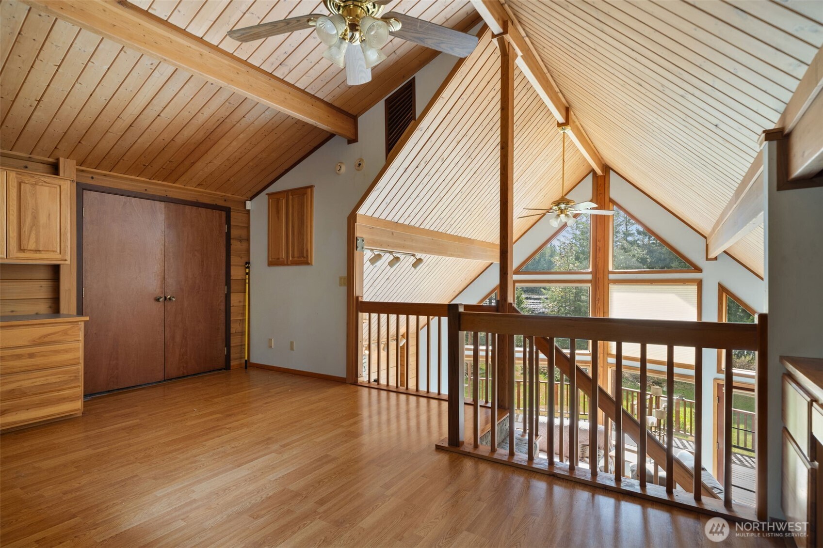 12800 Bear Track Lane , Port Orchard, WA 98367