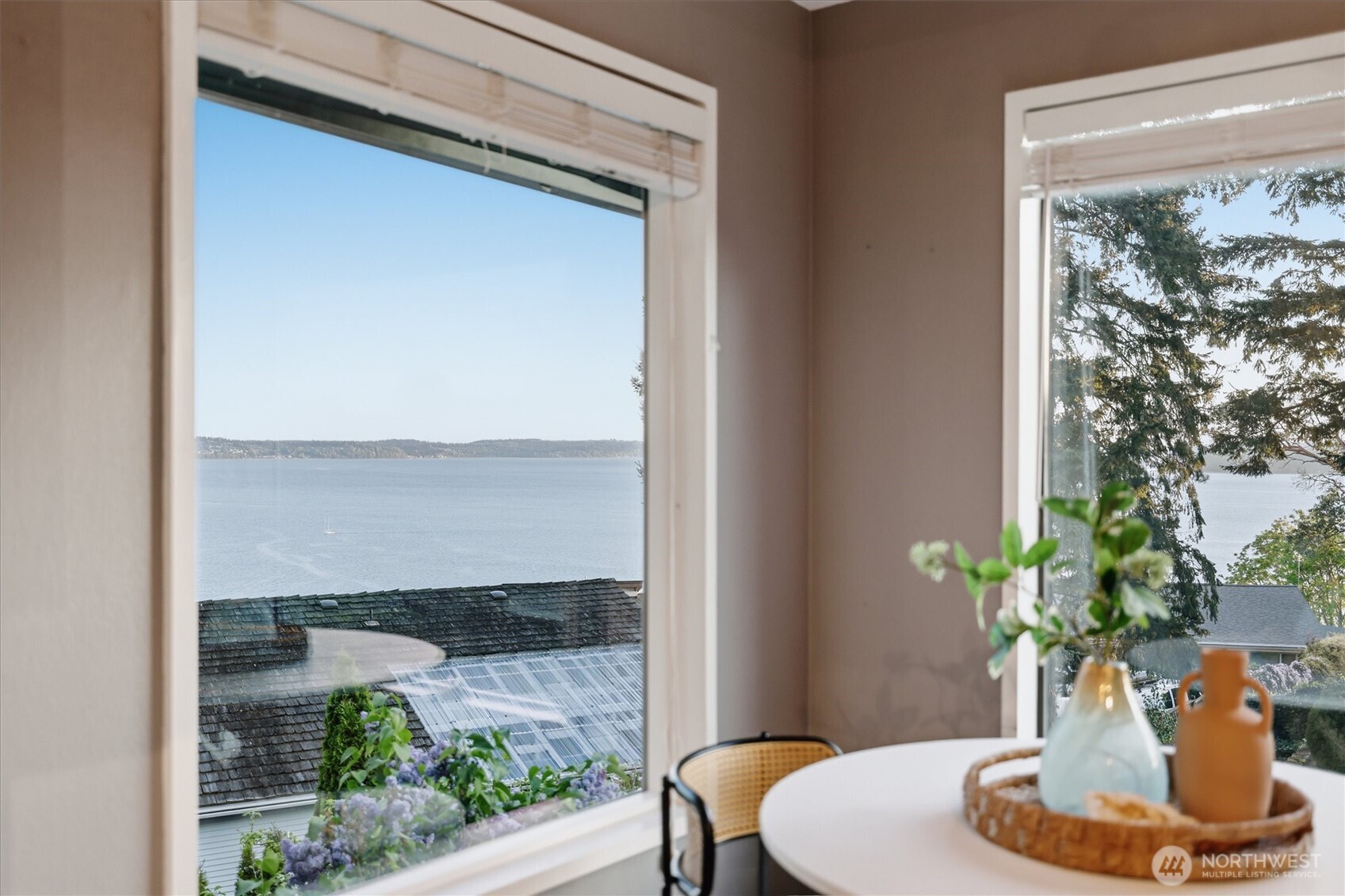 115 S 214th Street , Normandy Park, WA 98198