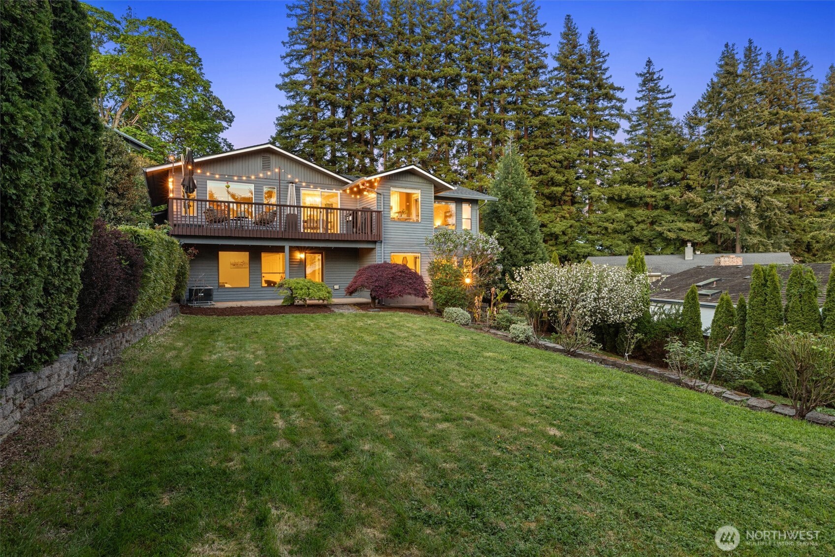 115 S 214th Street , Normandy Park, WA 98198