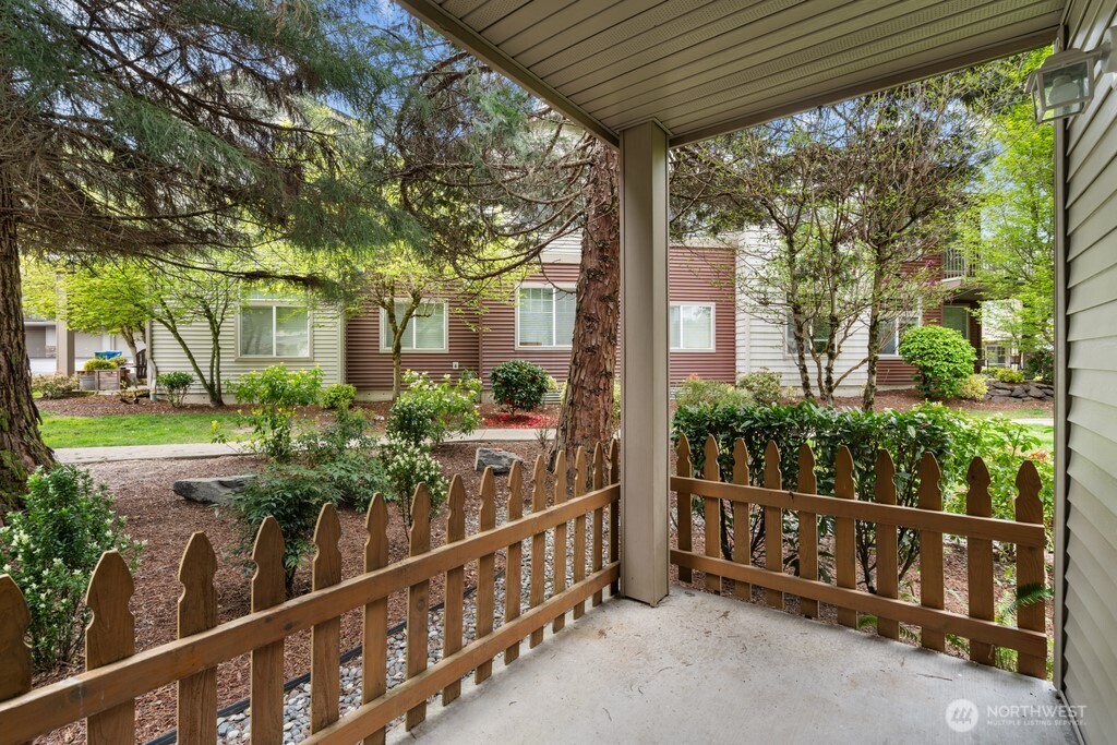 15325 SE 155th Place #X1, Renton, WA 98058