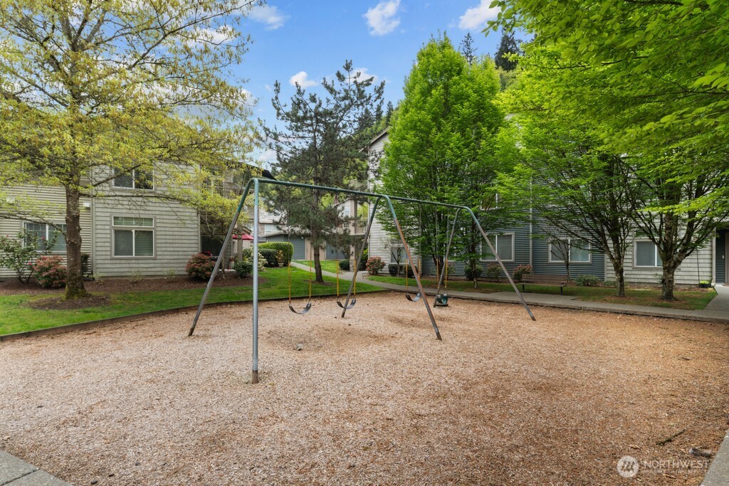 15325 SE 155th Place #X1, Renton, WA 98058