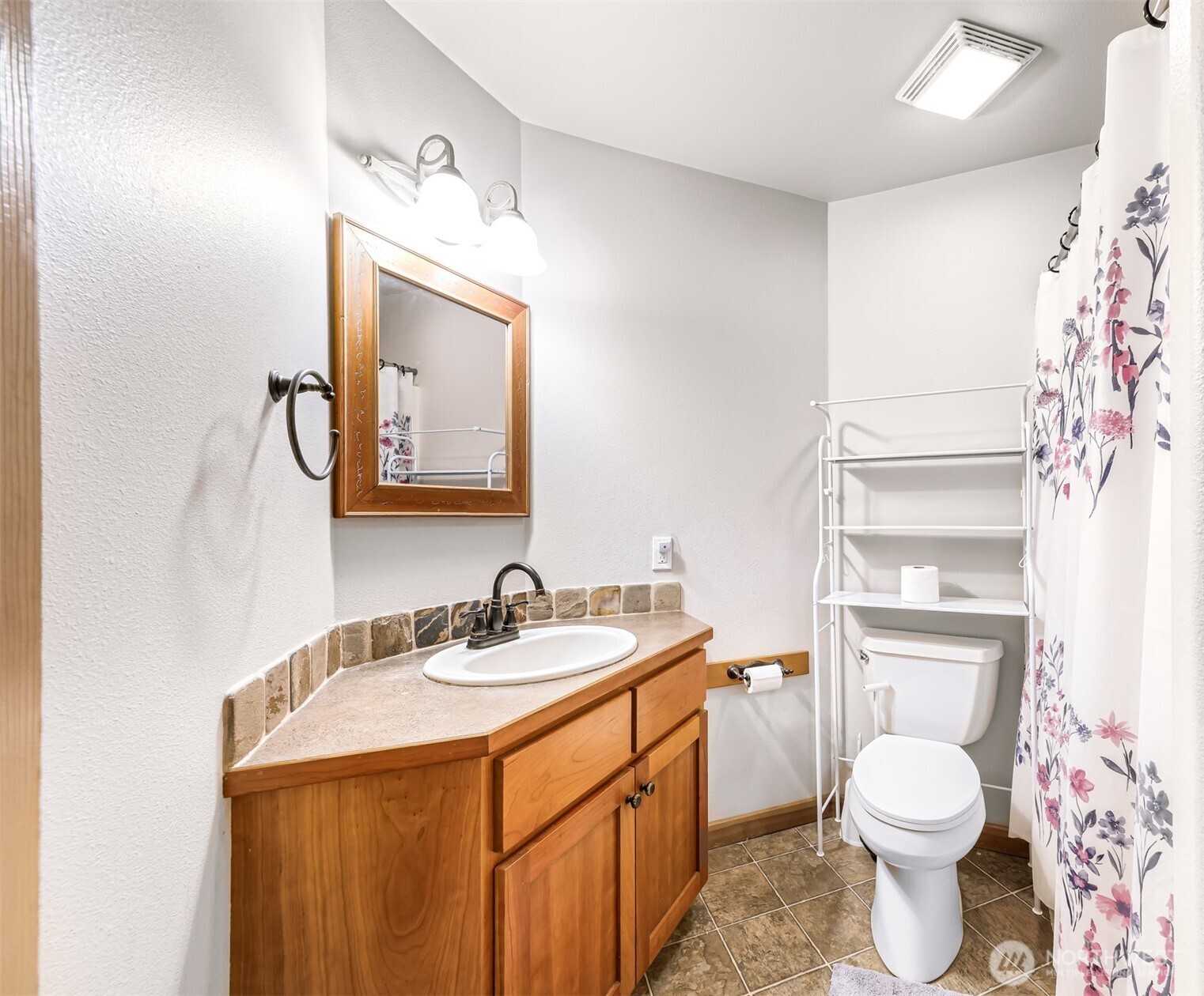 1660 Eastwood Way , Lynden, WA 98264