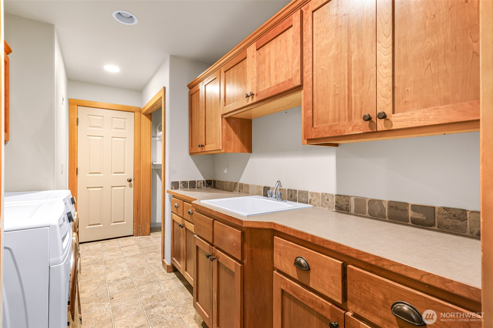 1660 Eastwood Way , Lynden, WA 98264