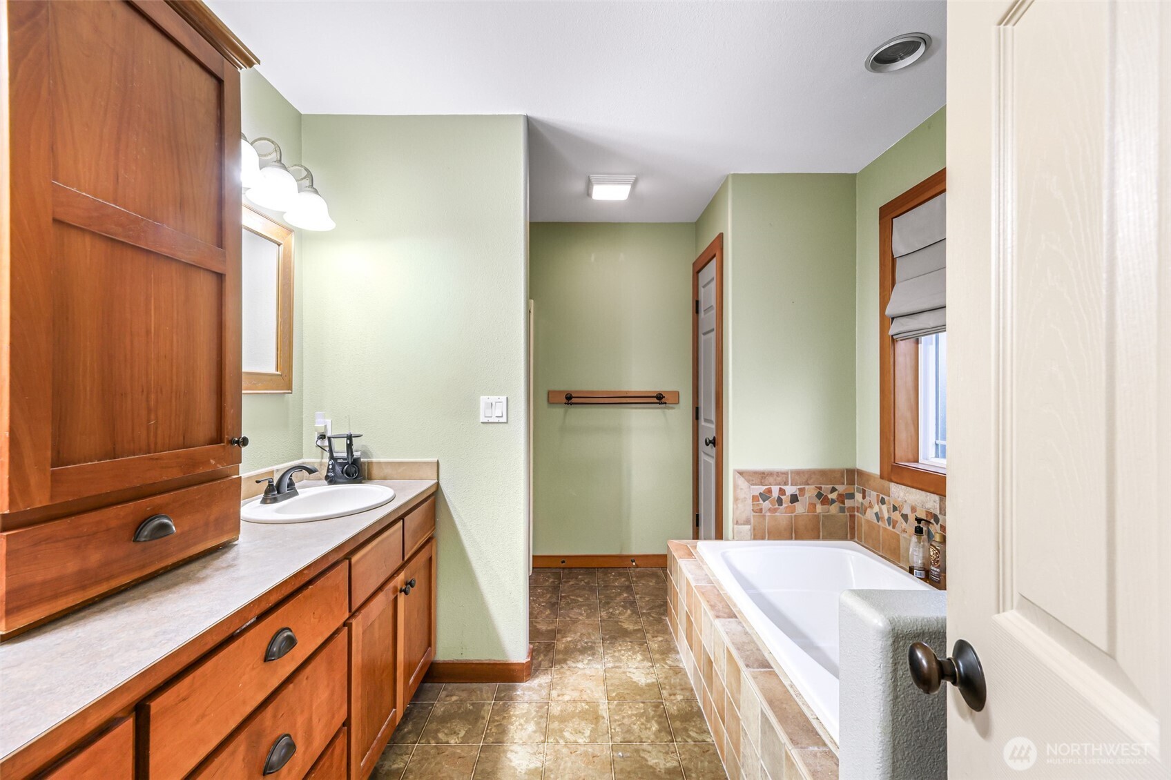 1660 Eastwood Way , Lynden, WA 98264
