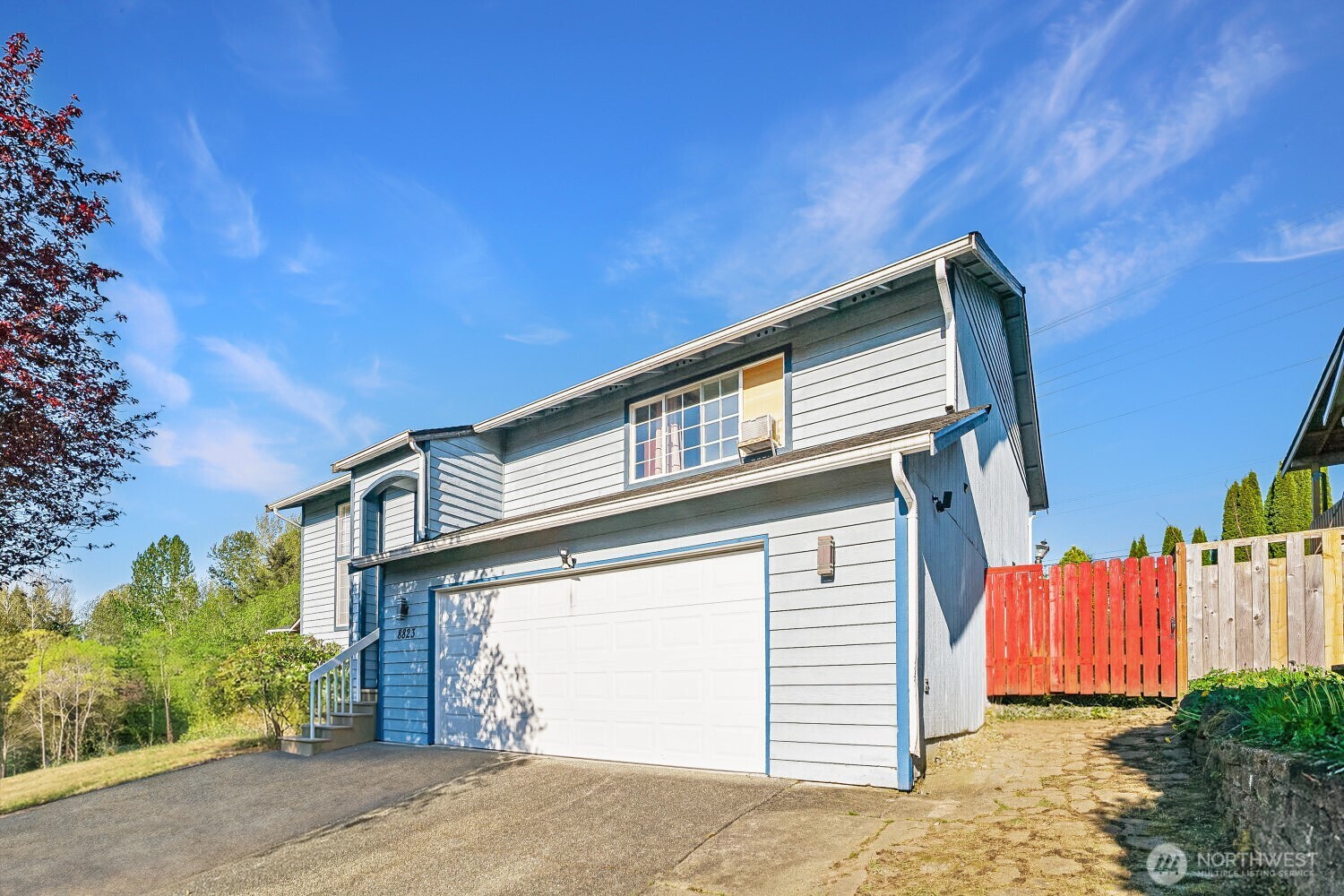8823 W Mall Drive , Everett, WA 98208