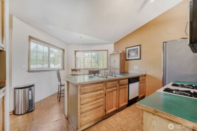 8823 W Mall Drive , Everett, WA 98208 - Photo 12