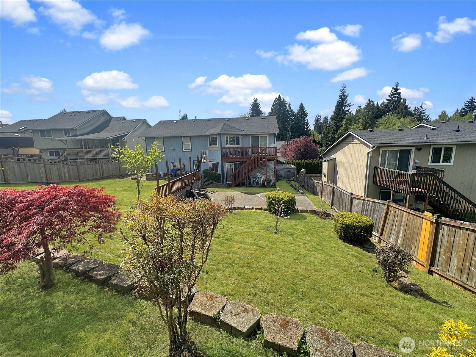 8823 W Mall Drive , Everett, WA 98208