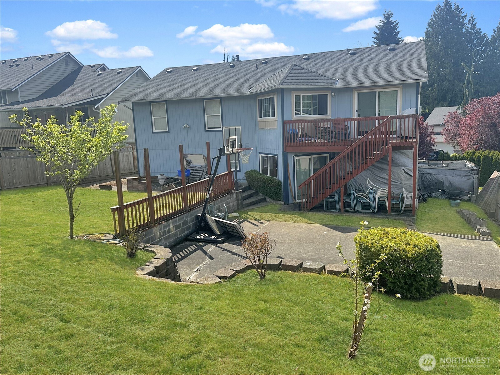 8823 W Mall Drive , Everett, WA 98208