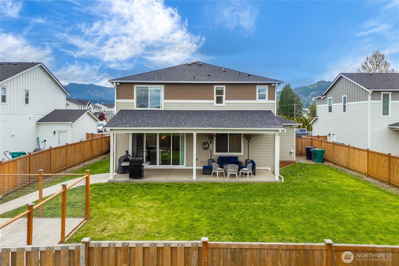 146 Baur Lane , Enumclaw, WA 98022