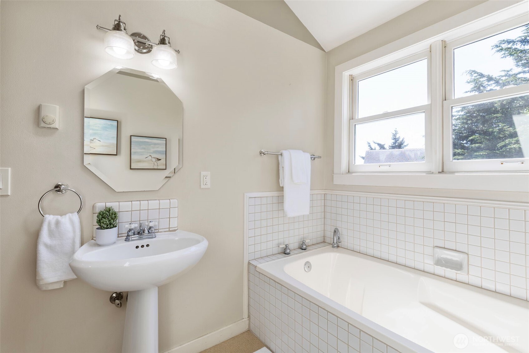 355 21st Street , Port Townsend, WA 98368