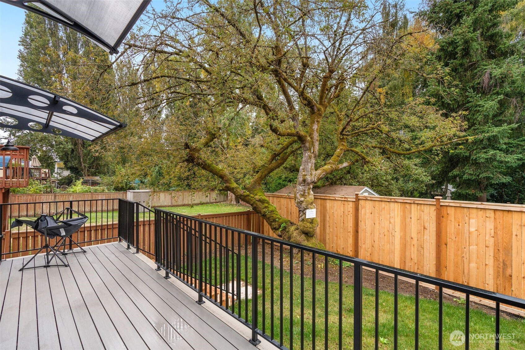 9253 6th Avenue NW #b, Seattle, WA 98117