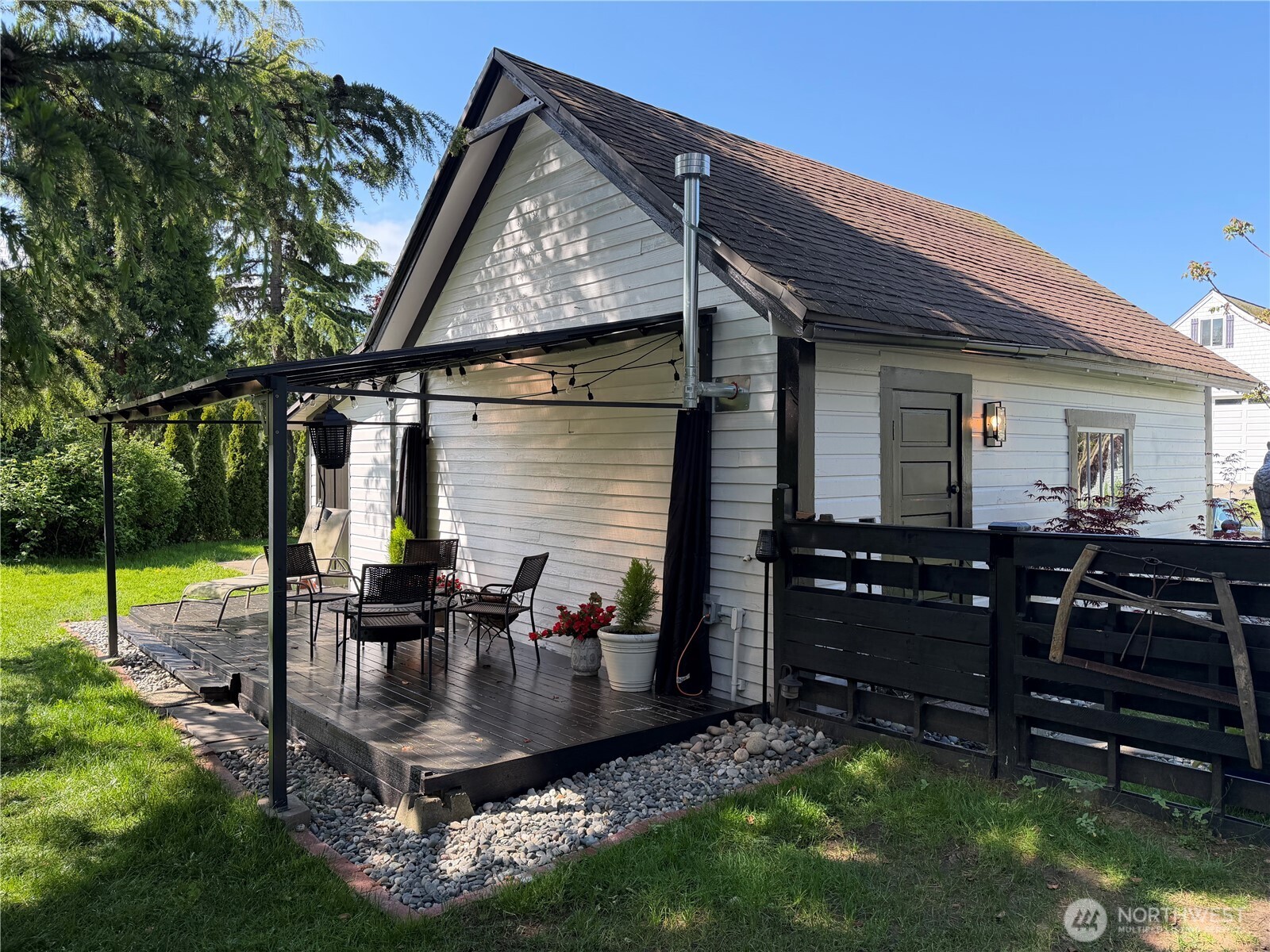 311 Cherry Street , Blaine, WA 98230