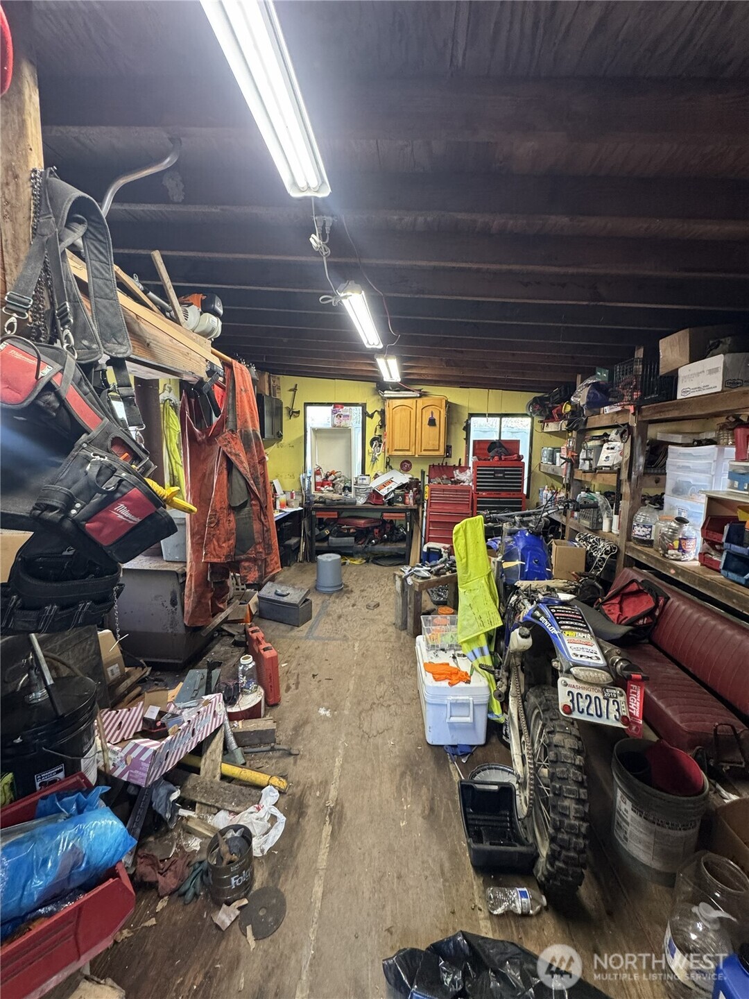 19911 State Route 165 E, Carbonado, WA 98323
