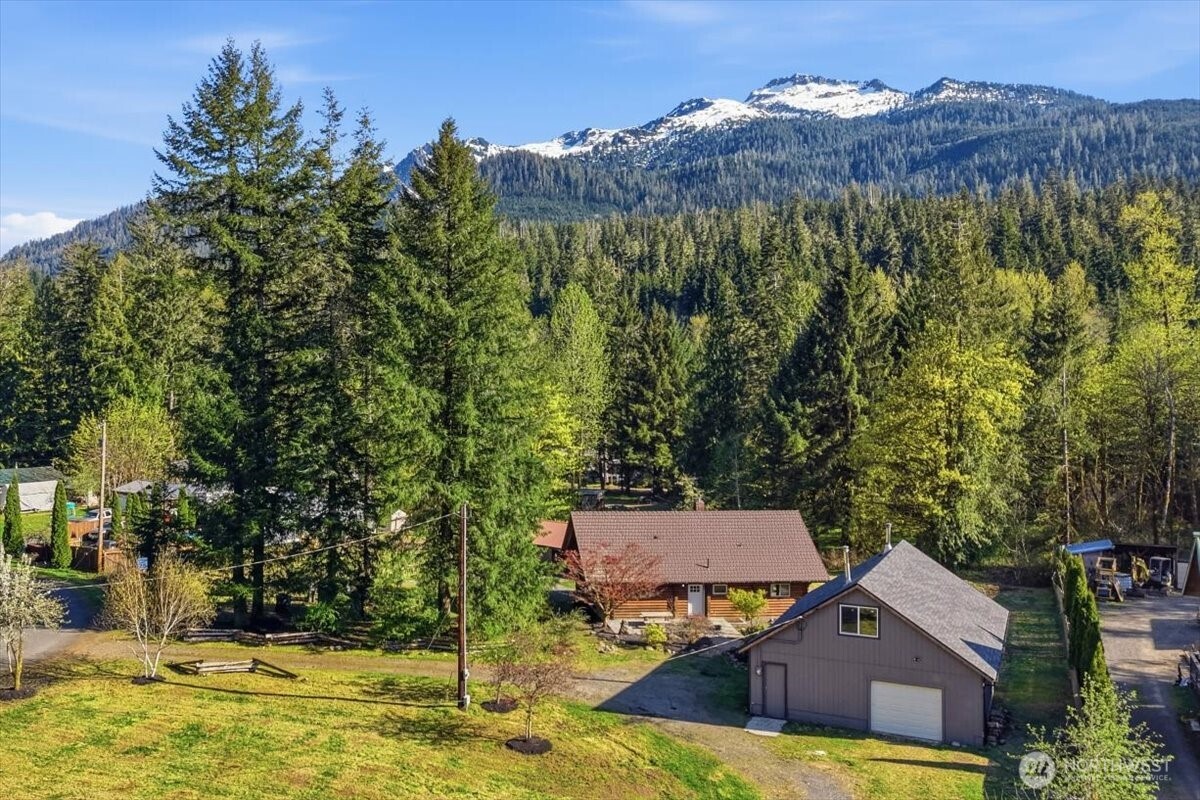 11124 Mountain View Drive , Granite Falls, WA 98525