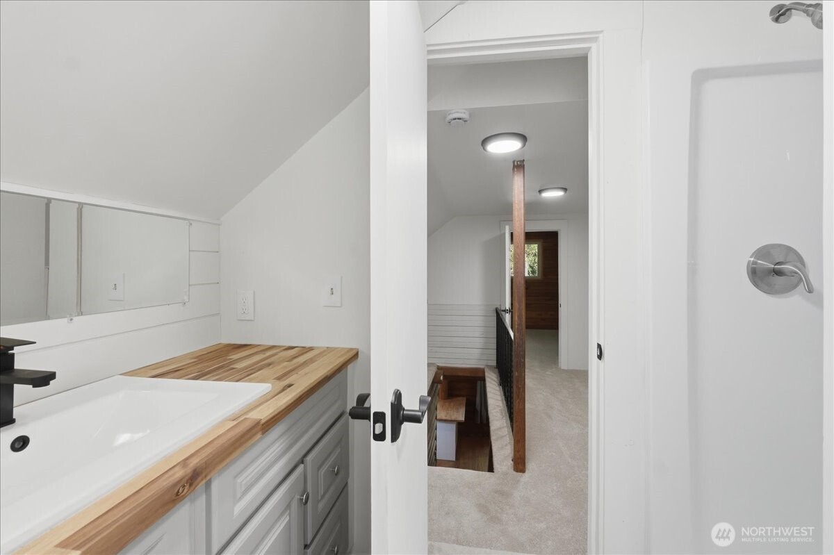 11124 Mountain View Drive , Granite Falls, WA 98525