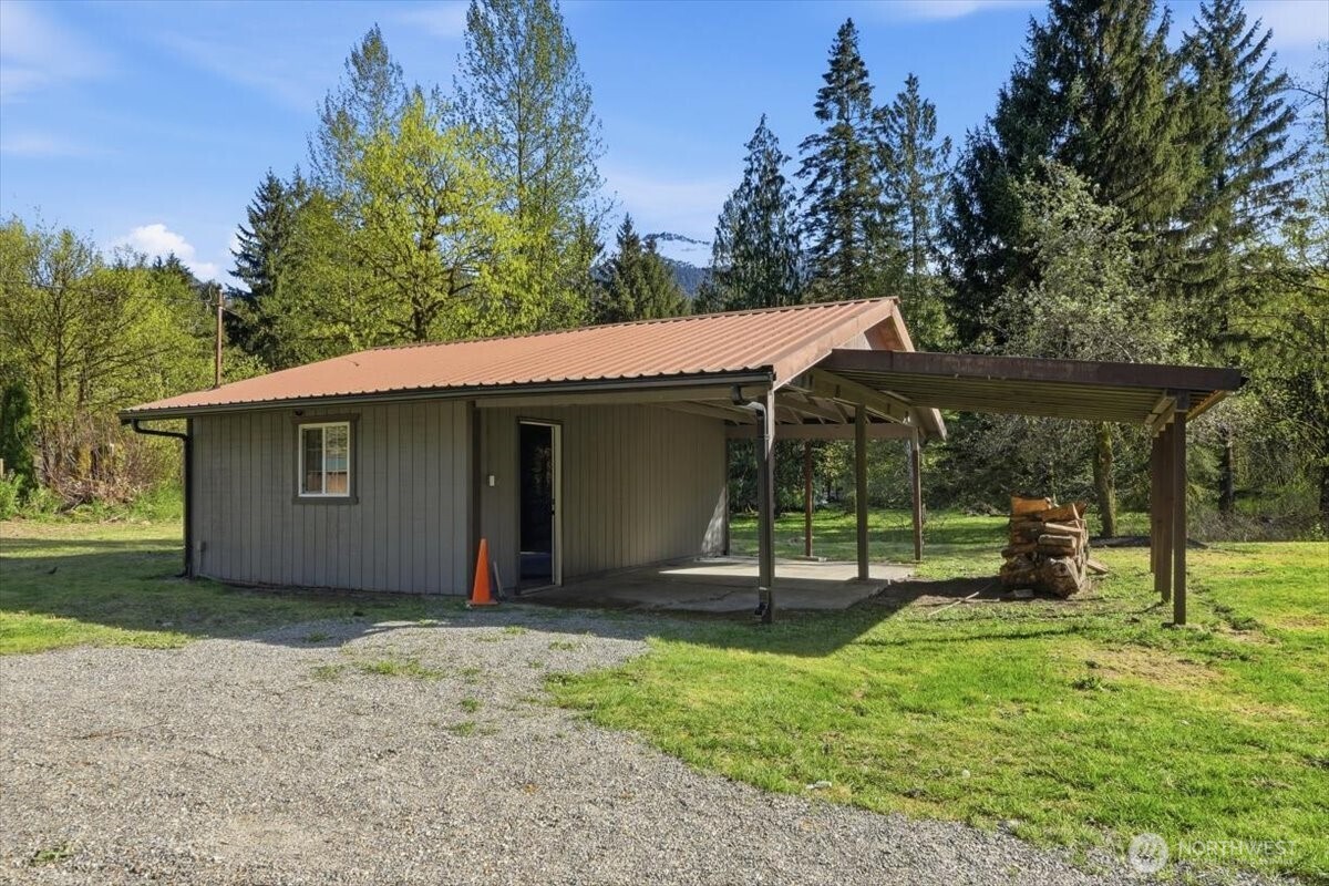 11124 Mountain View Drive , Granite Falls, WA 98525