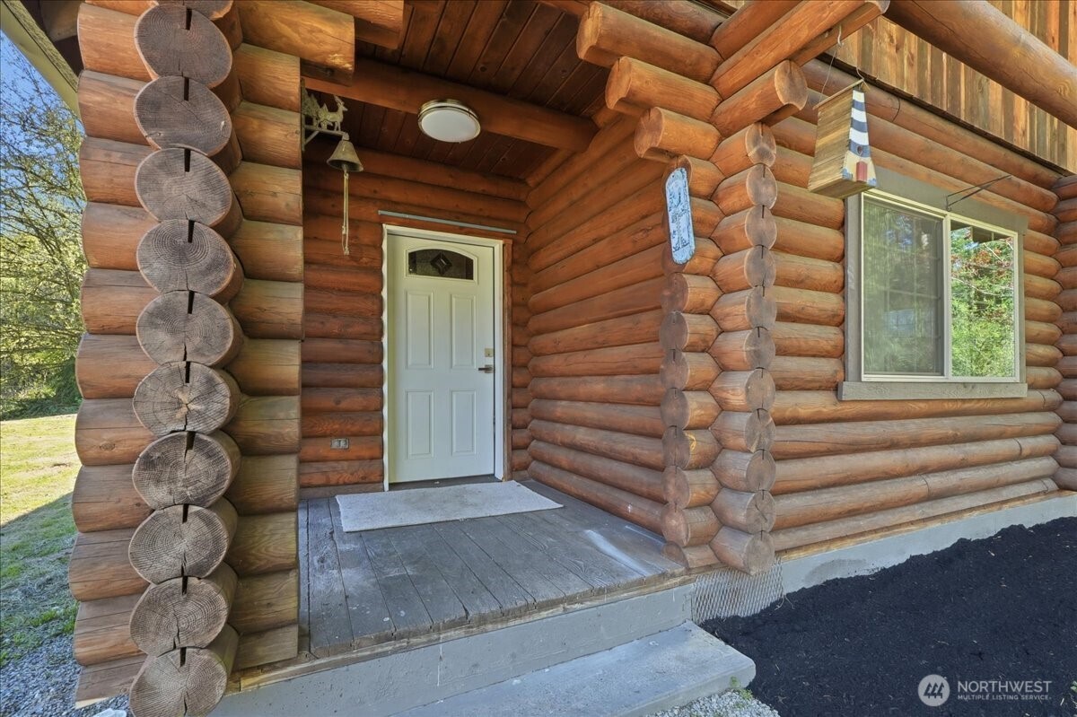 11124 Mountain View Drive , Granite Falls, WA 98525