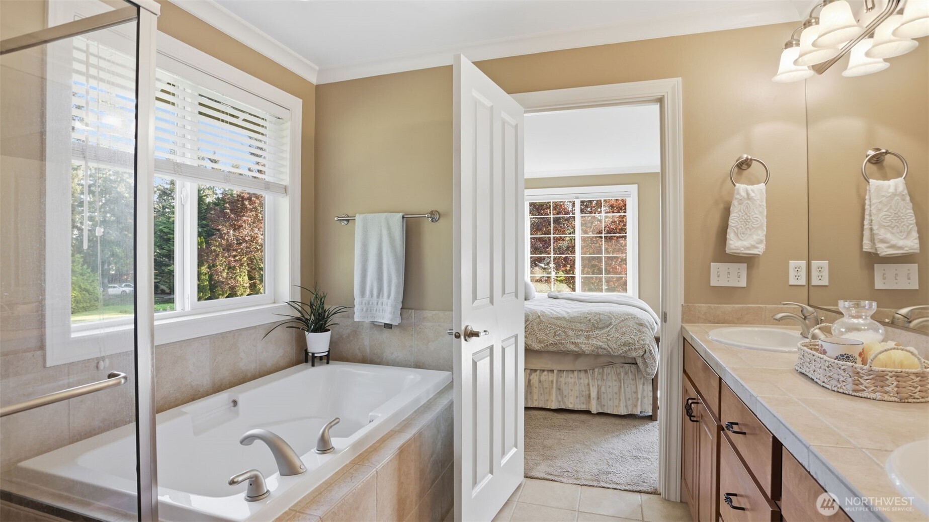 23770 SE 243rd Street , Maple Valley, WA 98038