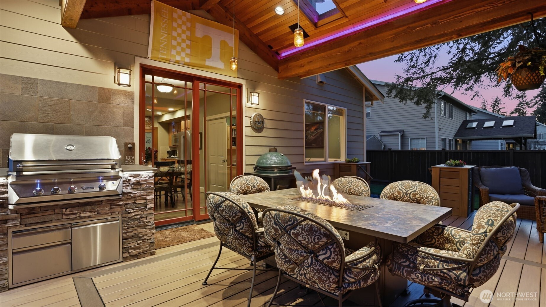 23770 SE 243rd Street , Maple Valley, WA 98038