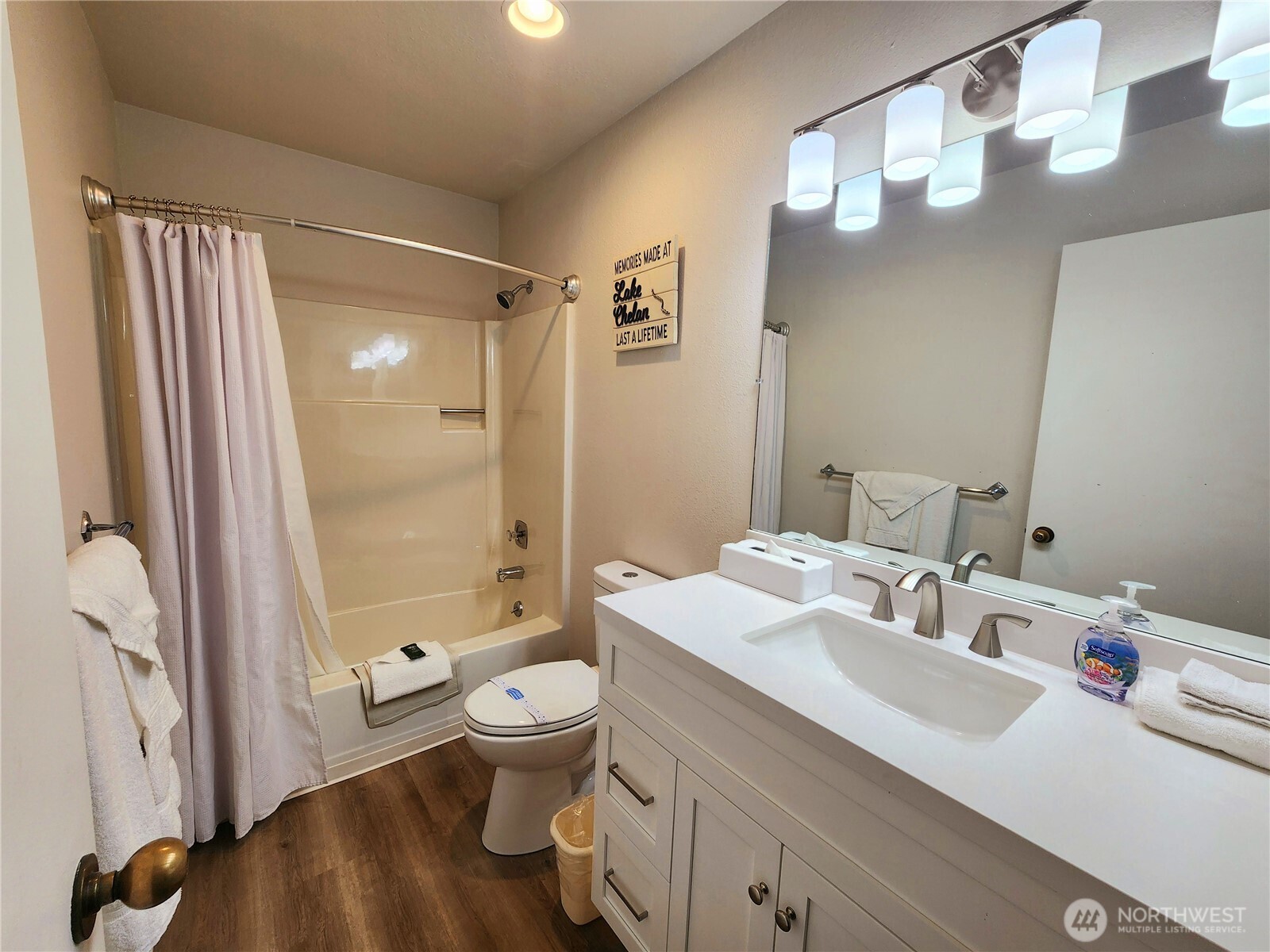 1 Nekquelekin 411-J , Manson, WA 98831