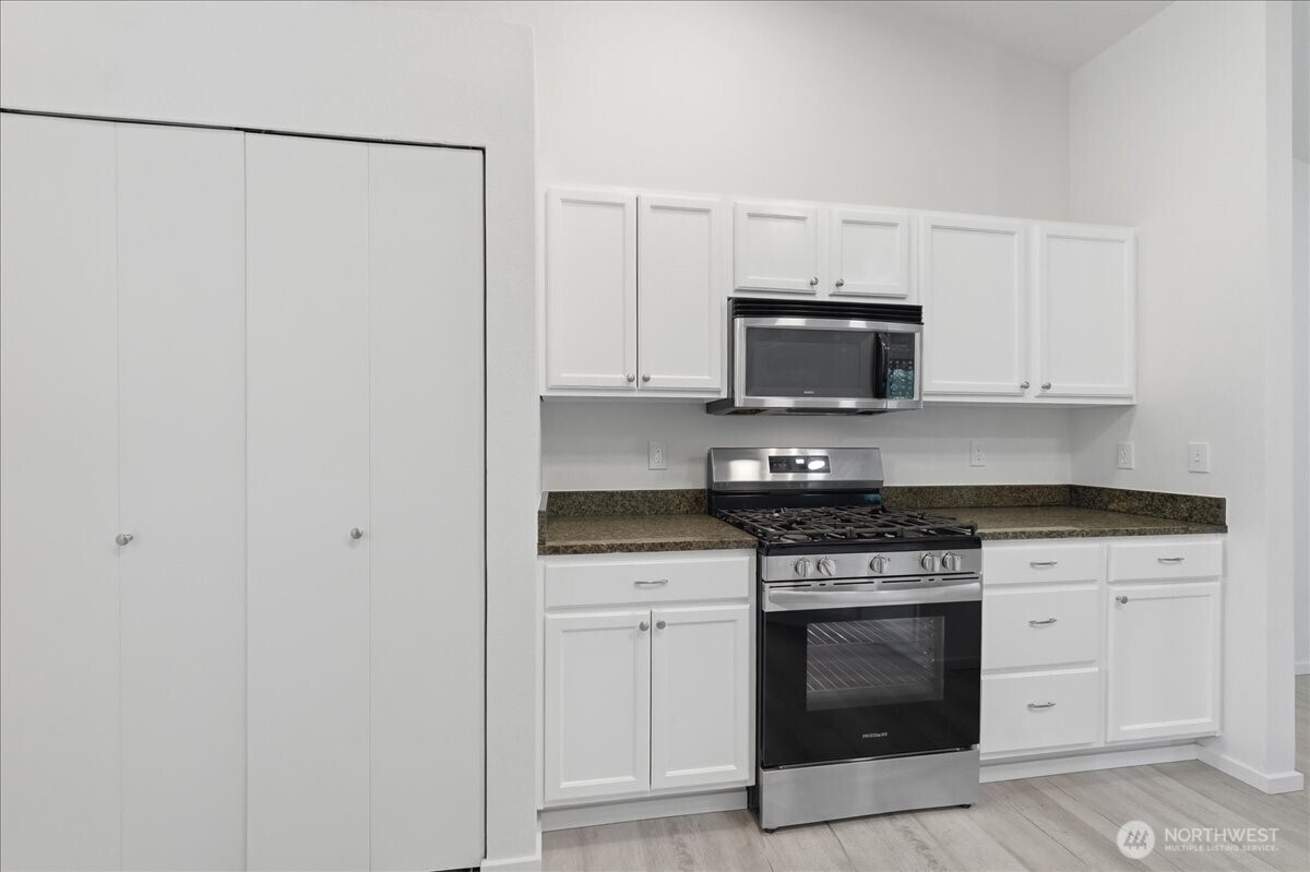 8816 Milbanke Drive SE, Olympia, WA 98513