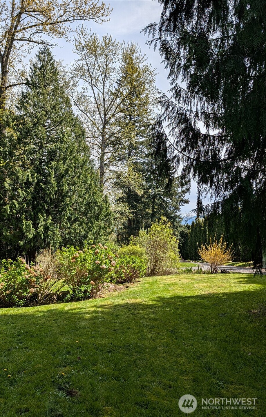 4611 268th Avenue NE, Redmond, WA 98053