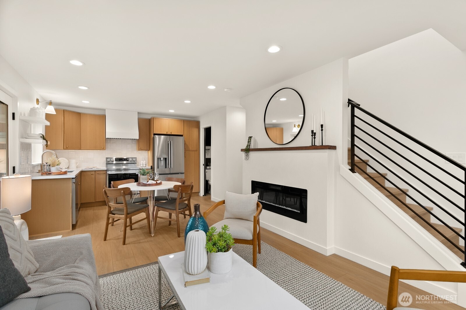 7340 B 40th Avenue NE, Seattle, WA 98115-6010