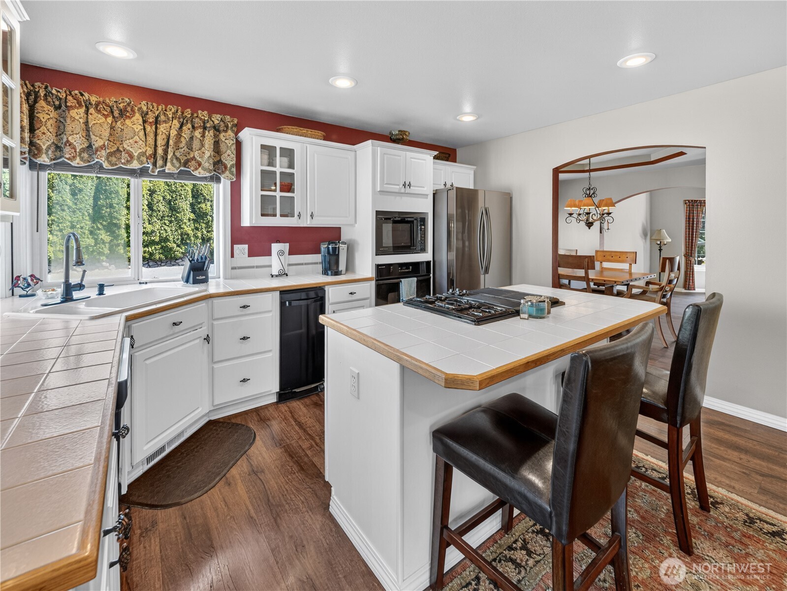 26224 SE 425th Street , Enumclaw, WA 98022
