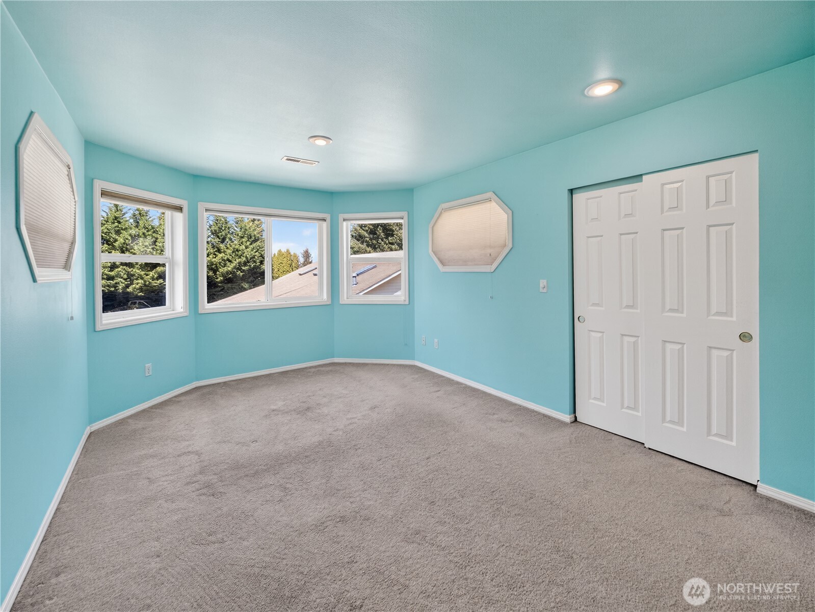 26224 SE 425th Street , Enumclaw, WA 98022