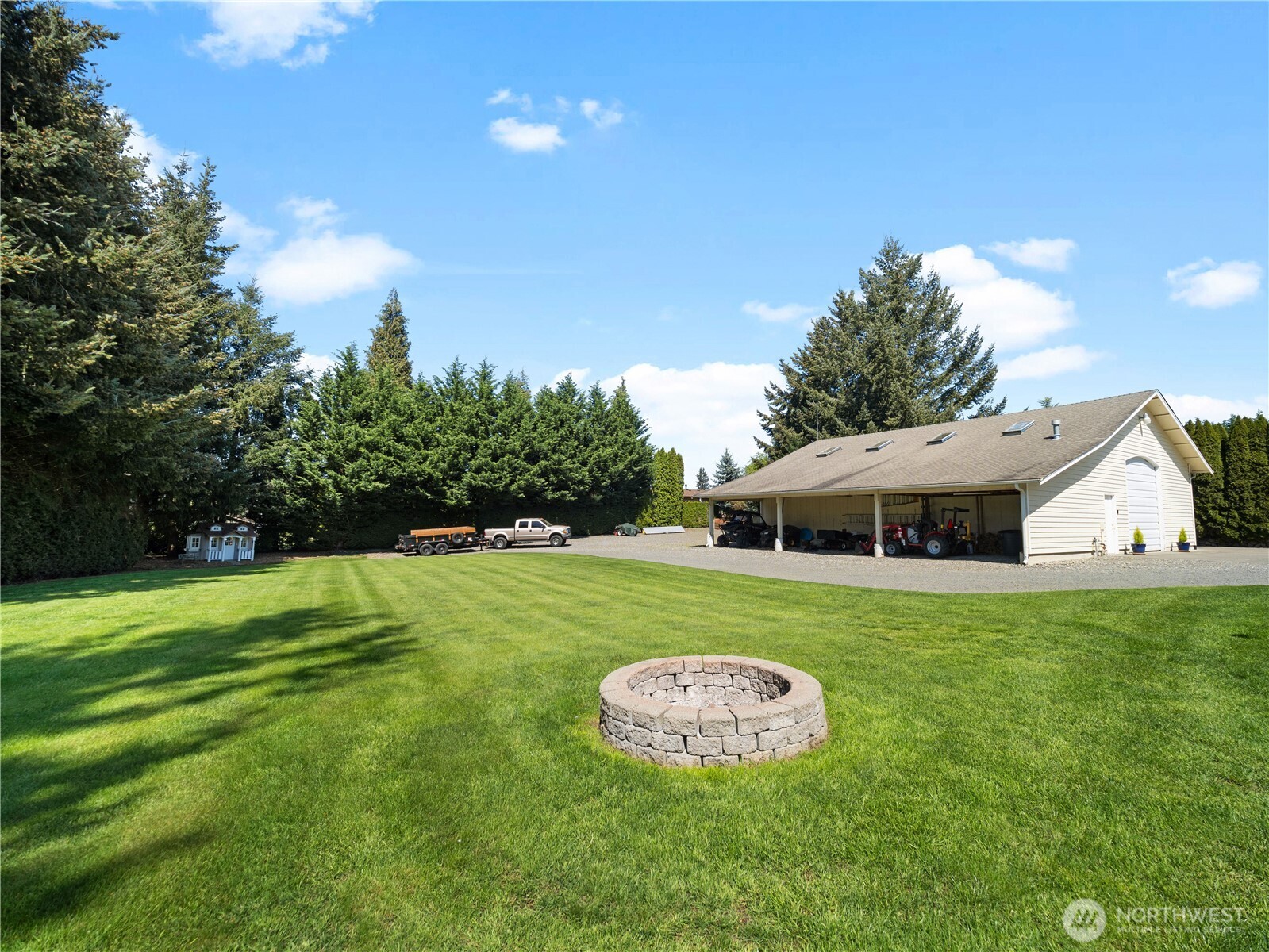 26224 SE 425th Street , Enumclaw, WA 98022