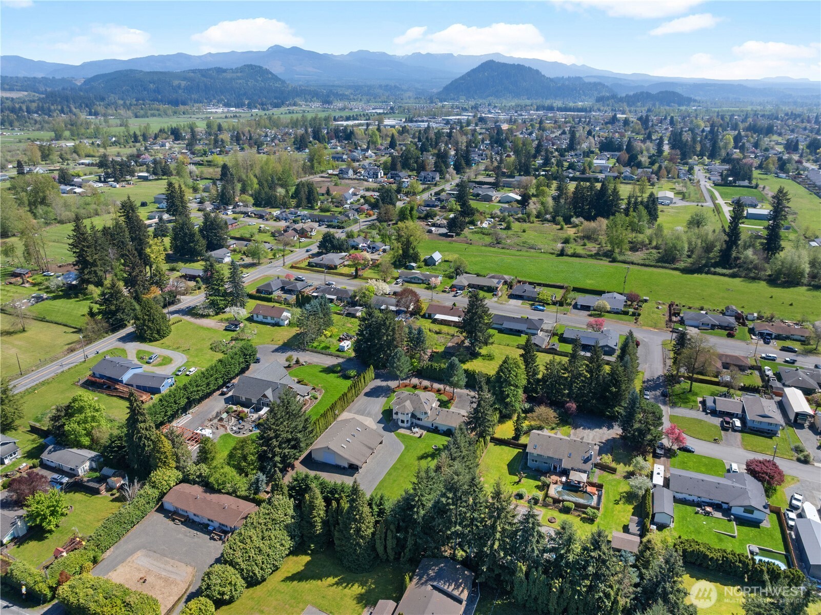 26224 SE 425th Street , Enumclaw, WA 98022