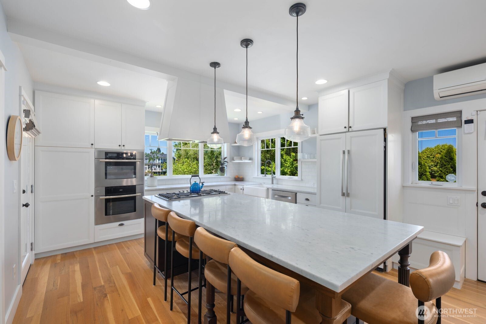 1729 41st Avenue SW, Seattle, WA 98116