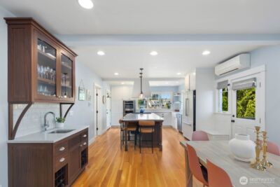 1729 41st Avenue SW, Seattle, WA 98116 - Photo 9