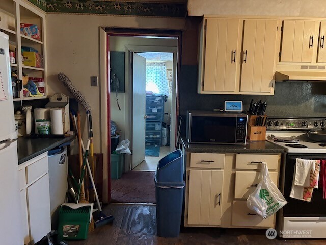 915 S Pearl Street , Centralia, WA 98531