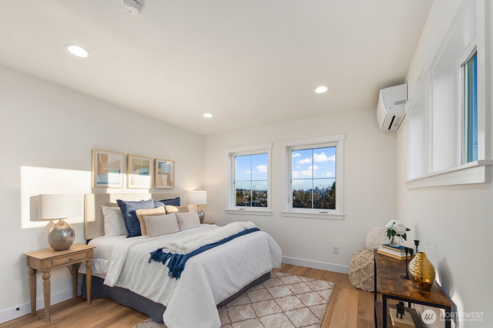 1004 48th Street #B, Seattle, WA 98103