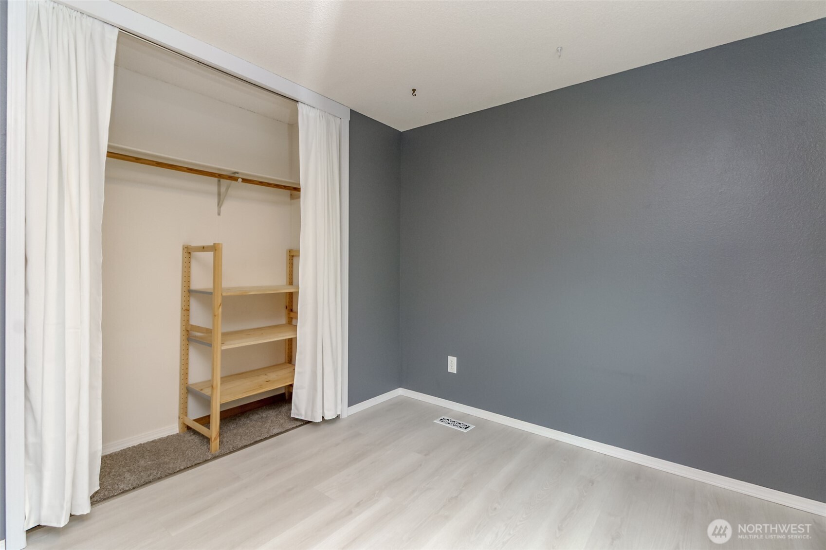 27470 149th Avenue SE #51, Kent, WA 98042