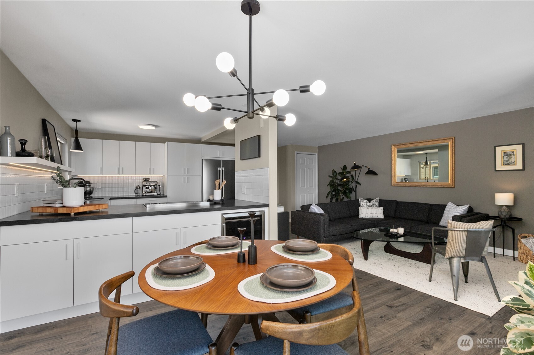 4511 Greenwood Avenue N #6, Seattle, WA 98103