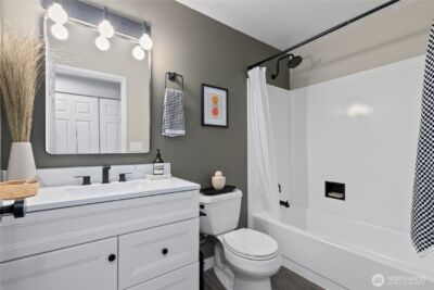 4511 Greenwood Avenue N #6, Seattle, WA 98103 - Photo 22