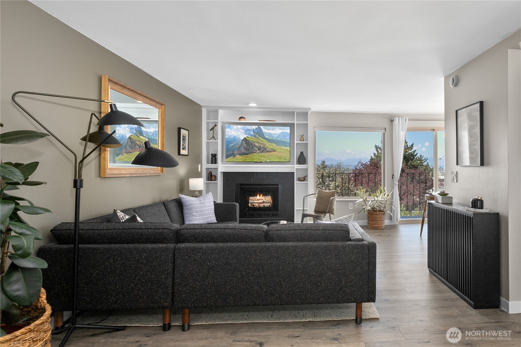 4511 Greenwood Avenue N #6, Seattle, WA 98103