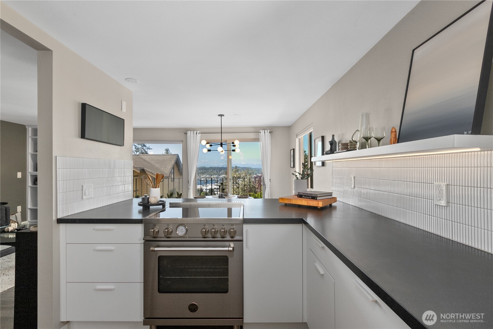 4511 Greenwood Avenue N #6, Seattle, WA 98103