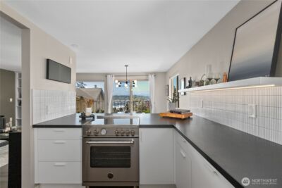 4511 Greenwood Avenue N #6, Seattle, WA 98103 - Photo 9